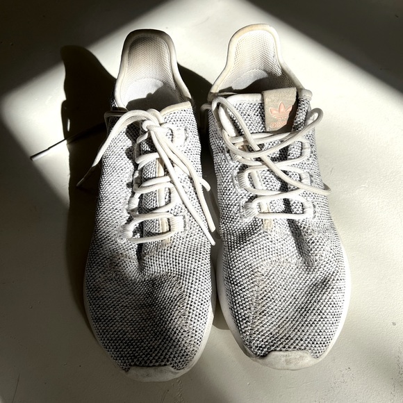 Adidas sneakers size 9, good condition, gently worn
